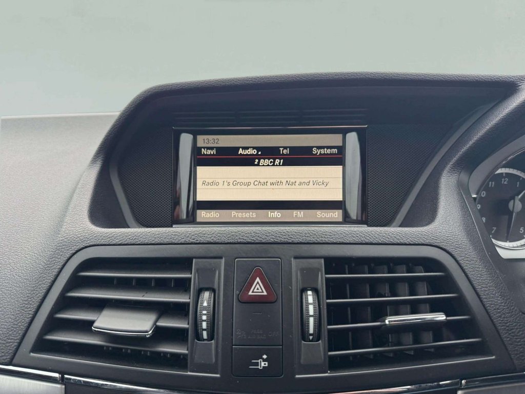 Used Mercedes-Benz E Class 2012 for sale - 77038103: Photo 38