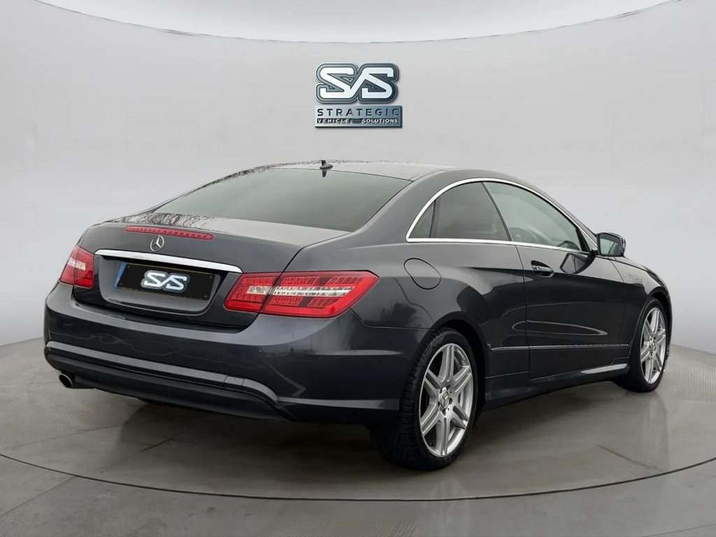 Used Mercedes-Benz E Class 2012 for sale - 77038103: Photo 4