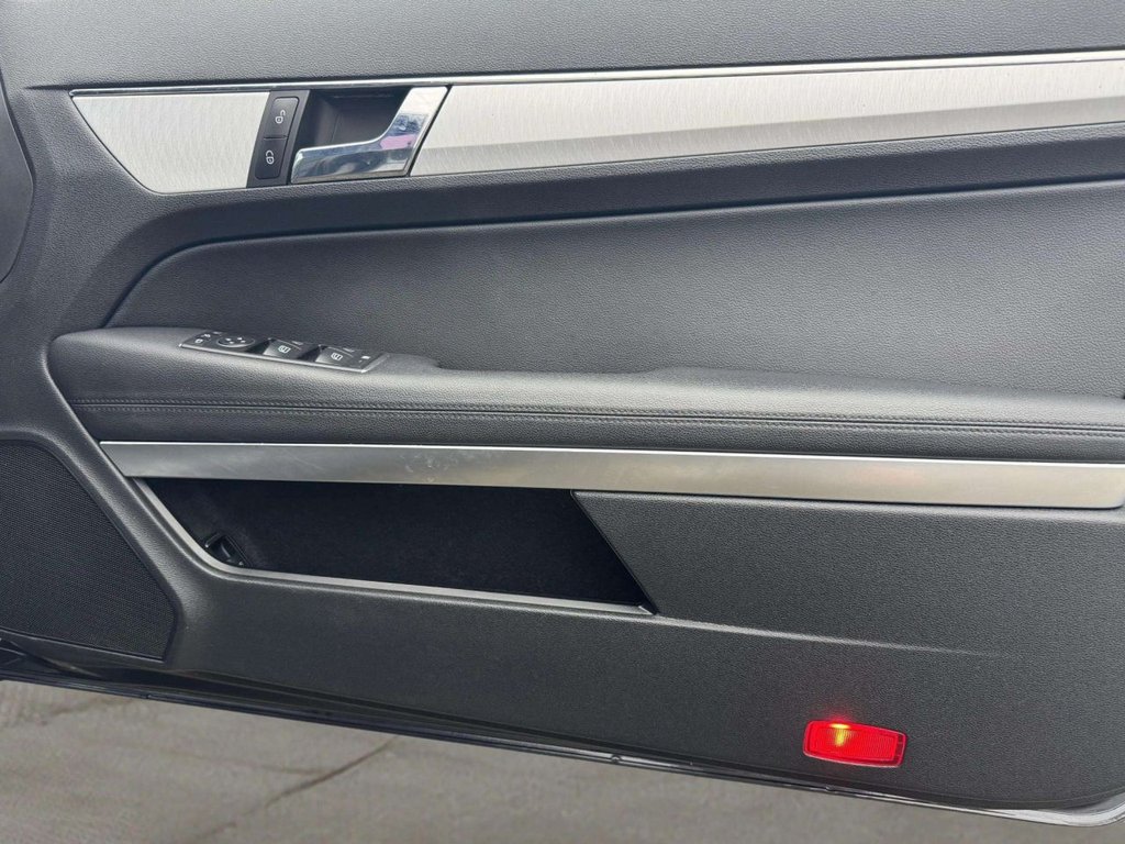 Used Mercedes-Benz E Class 2012 for sale - 77038103: Photo 43