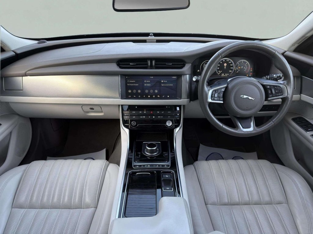 Used Jaguar XF 2018 for sale - 76655040: Photo 12
