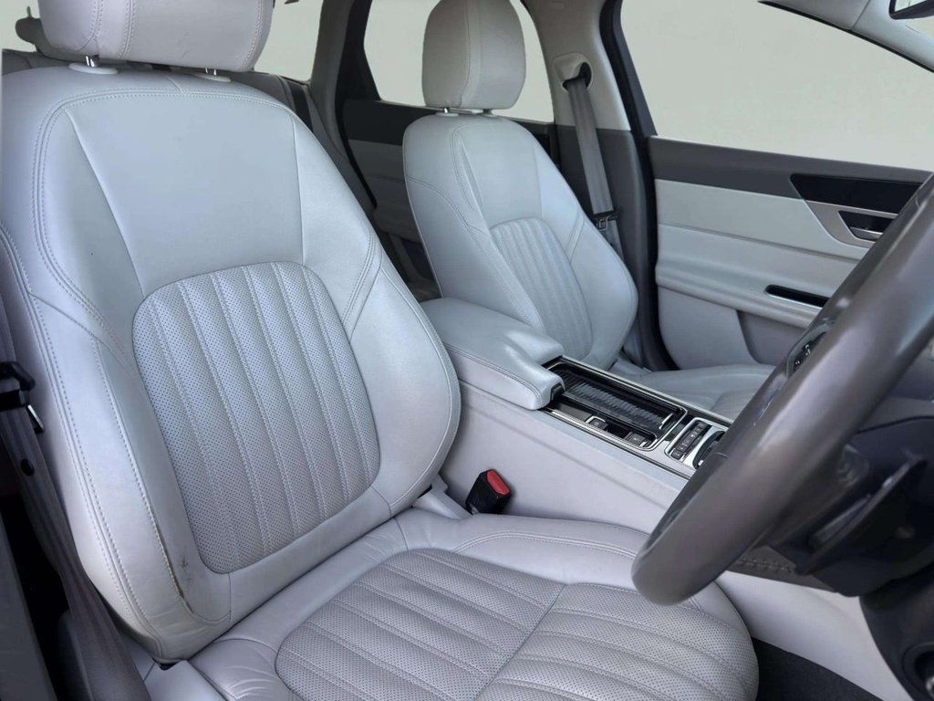 Used Jaguar XF 2018 for sale - 76655040: Photo 20