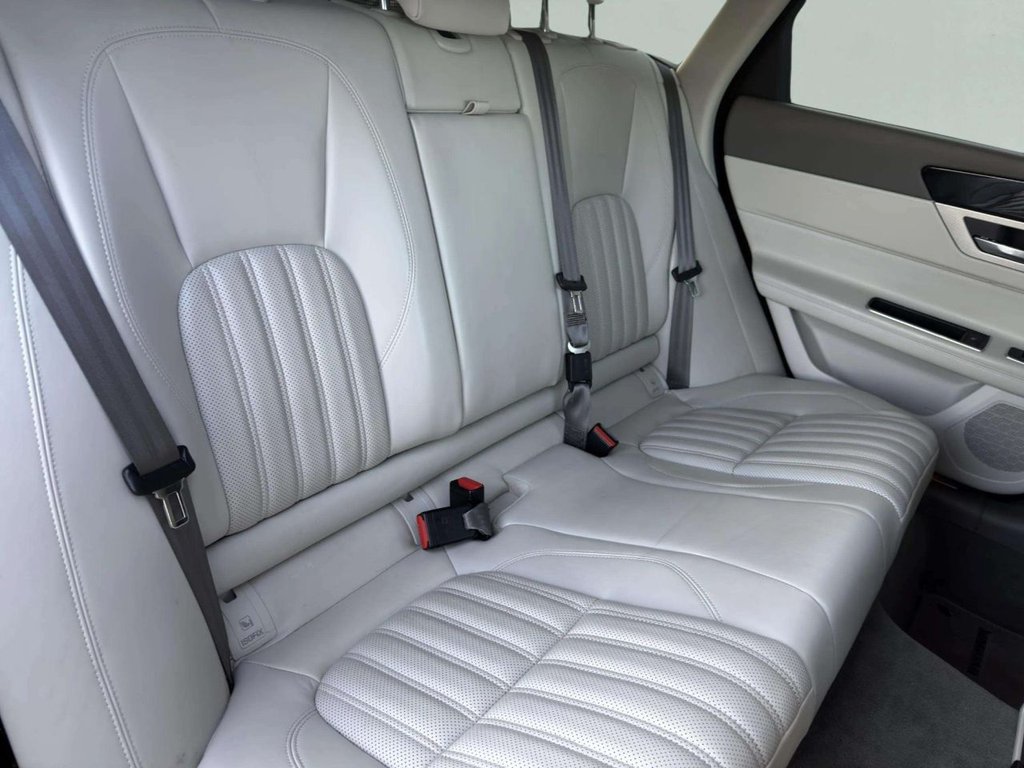 Used Jaguar XF 2018 for sale - 76655040: Photo 23
