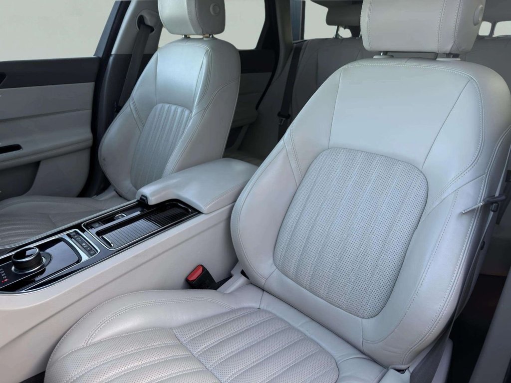 Used Jaguar XF 2018 for sale - 76655040: Photo 33