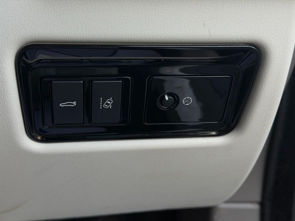 Used Jaguar XF 2018 for sale - 76655040: Photo 43