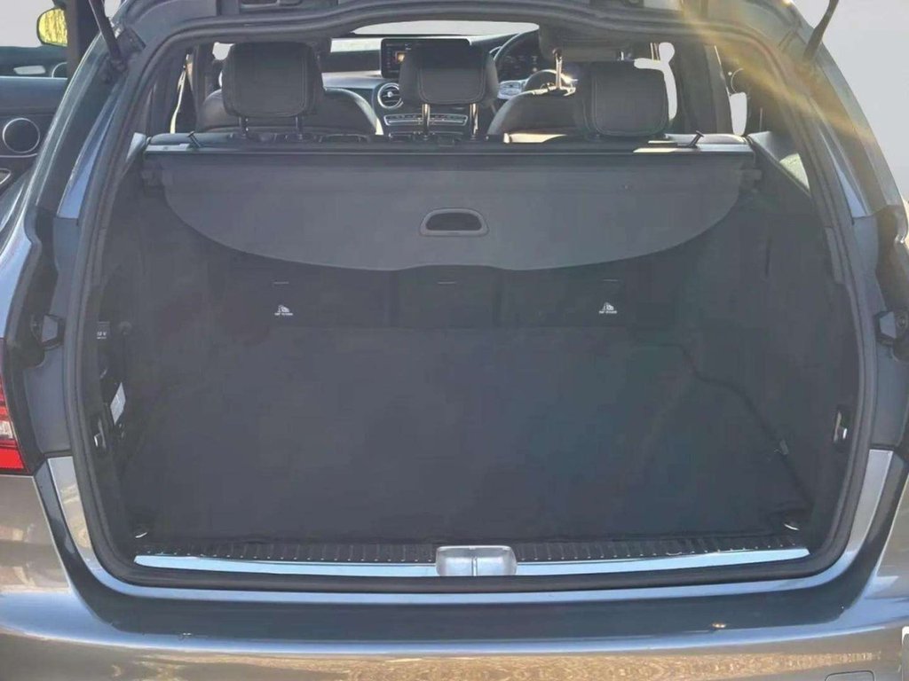 Used Mercedes-Benz C Class 2018 for sale - 77771060: Photo 7