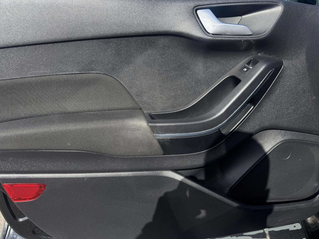 Used Ford Fiesta 2018 for sale - 75814777: Photo 14