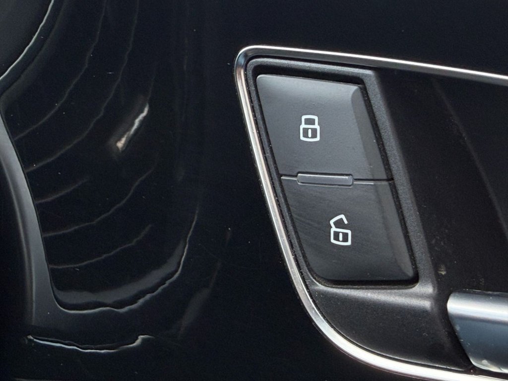 Used Audi A6 Avant 2015 for sale - 76686311: Photo 43