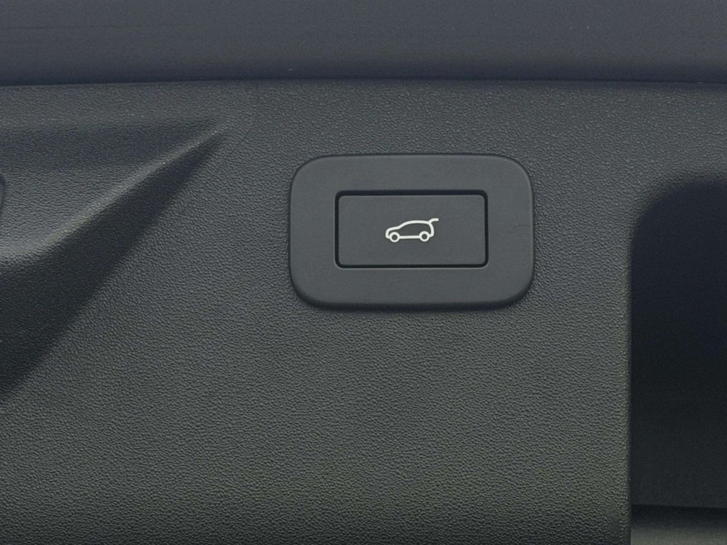 Used Land Rover Discovery Sport 2023 for sale - 76546643: Photo 26