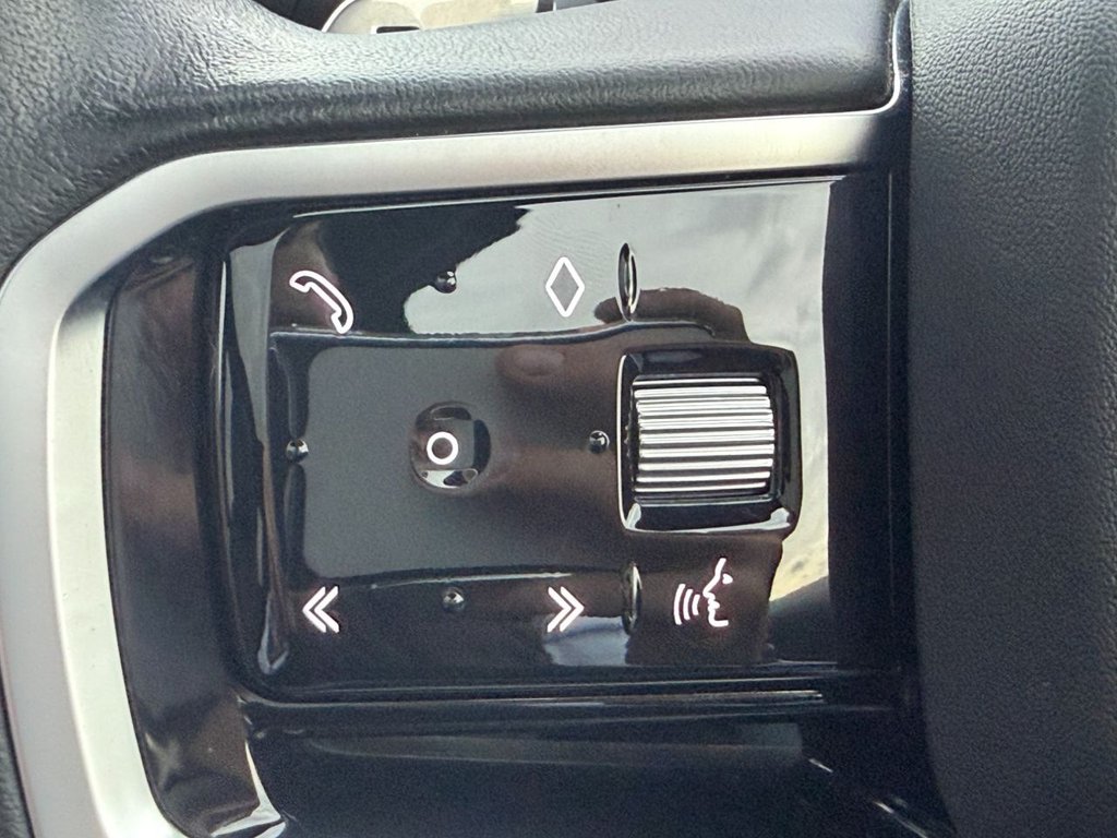 Used Land Rover Discovery Sport 2023 for sale - 76546643: Photo 37