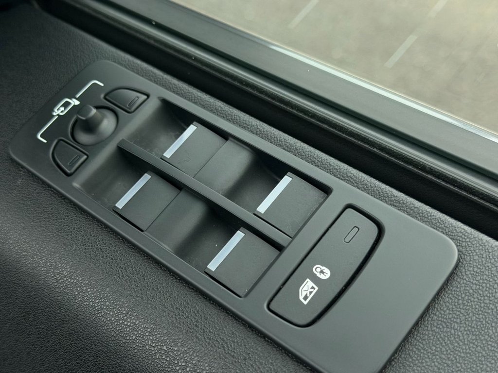 Used Land Rover Discovery Sport 2023 for sale - 76546643: Photo 40