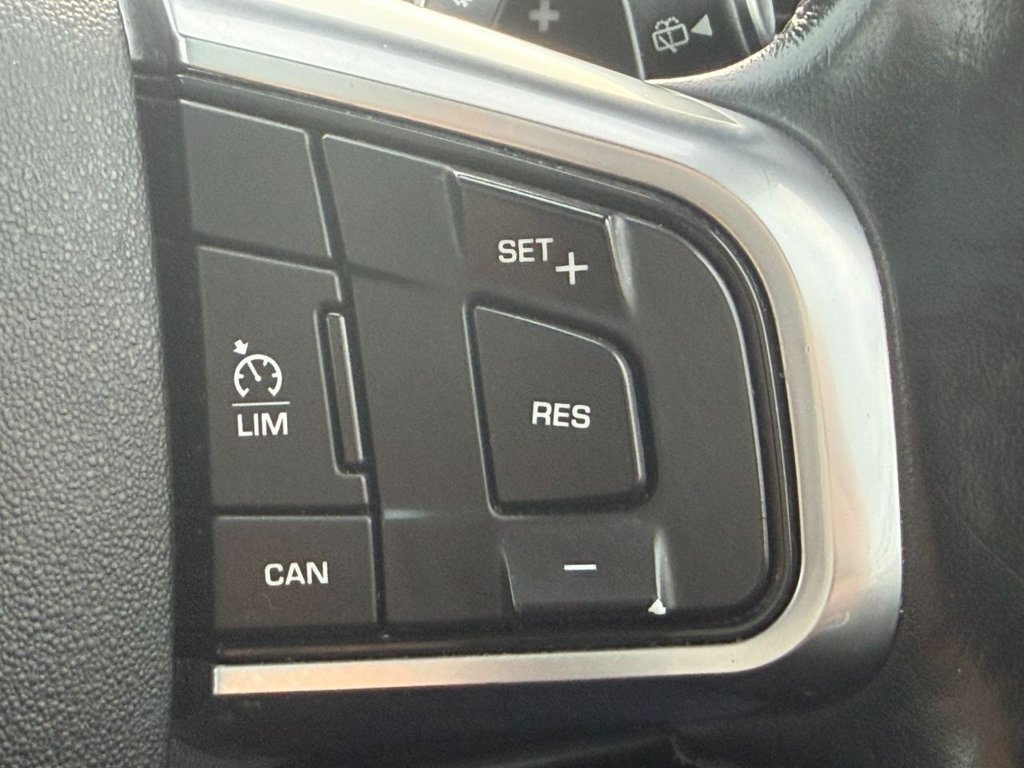 Used Land Rover Discovery Sport 2016 for sale - 76558589: Photo 33