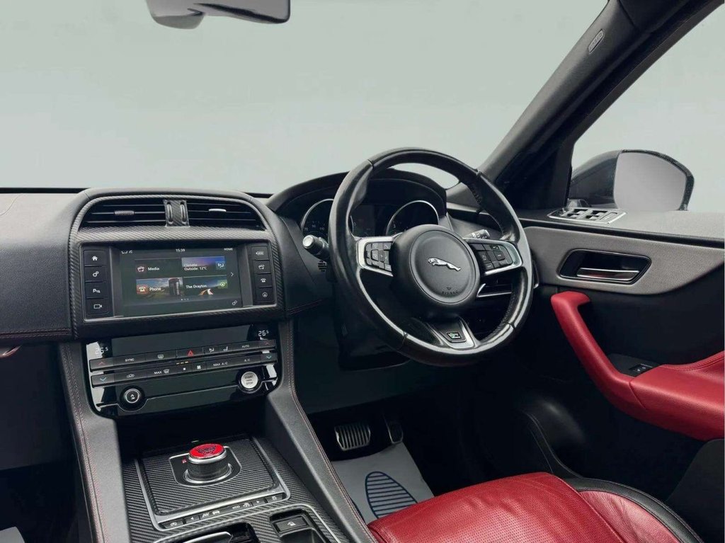 Used Jaguar F-Pace 2016 for sale - 76558740: Photo 27
