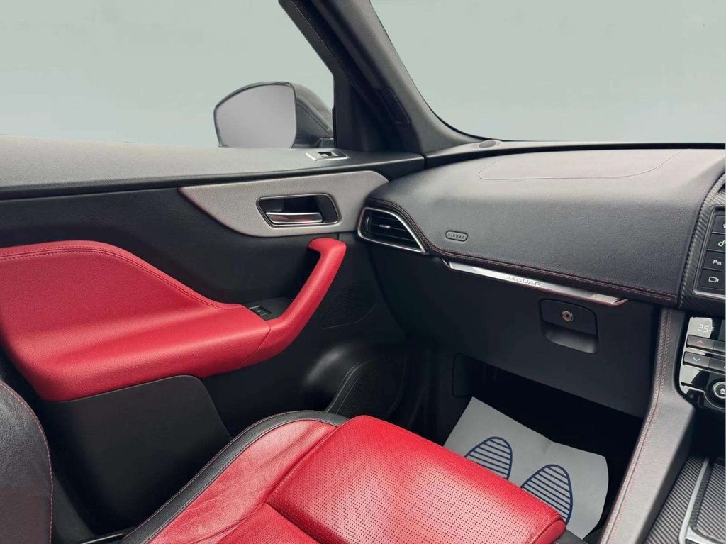 Used Jaguar F-Pace 2016 for sale - 76558740: Photo 30