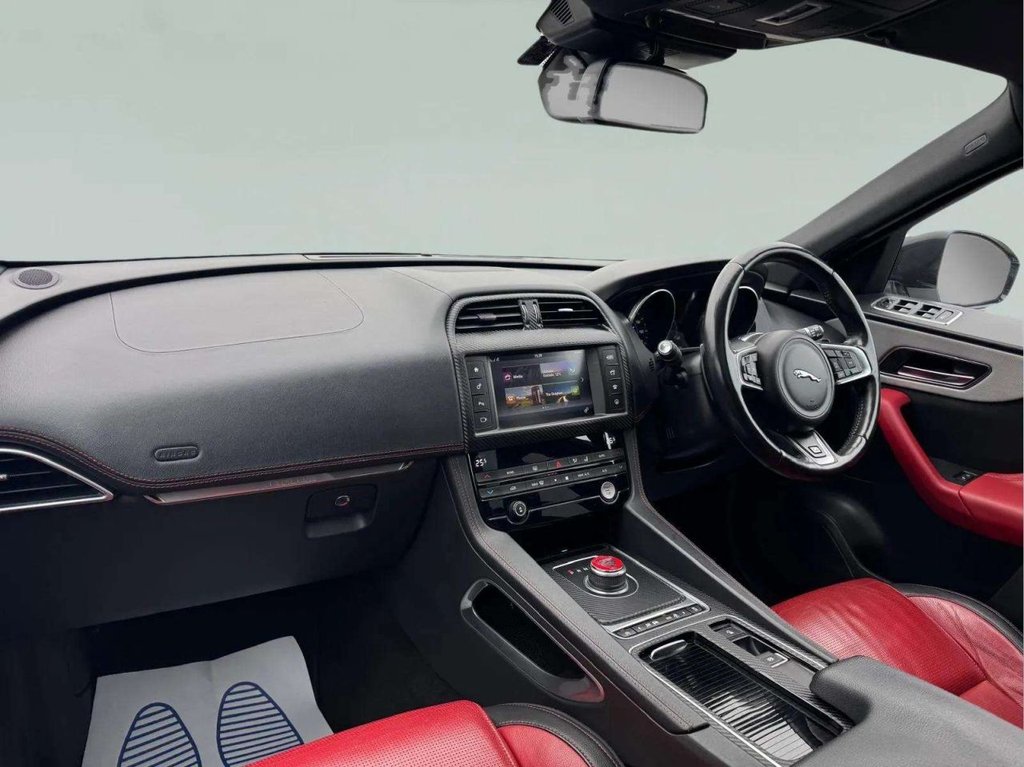 Used Jaguar F-Pace 2016 for sale - 76558740: Photo 31