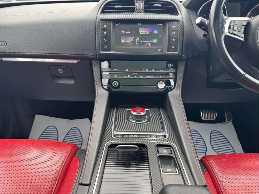 Used Jaguar F-Pace 2016 for sale - 76558740: Photo 32