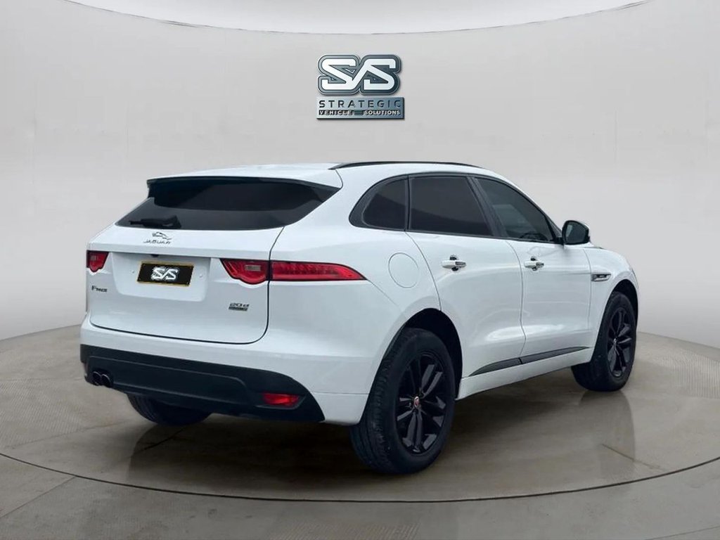 Used Jaguar F-Pace 2016 for sale - 76558740: Photo 4