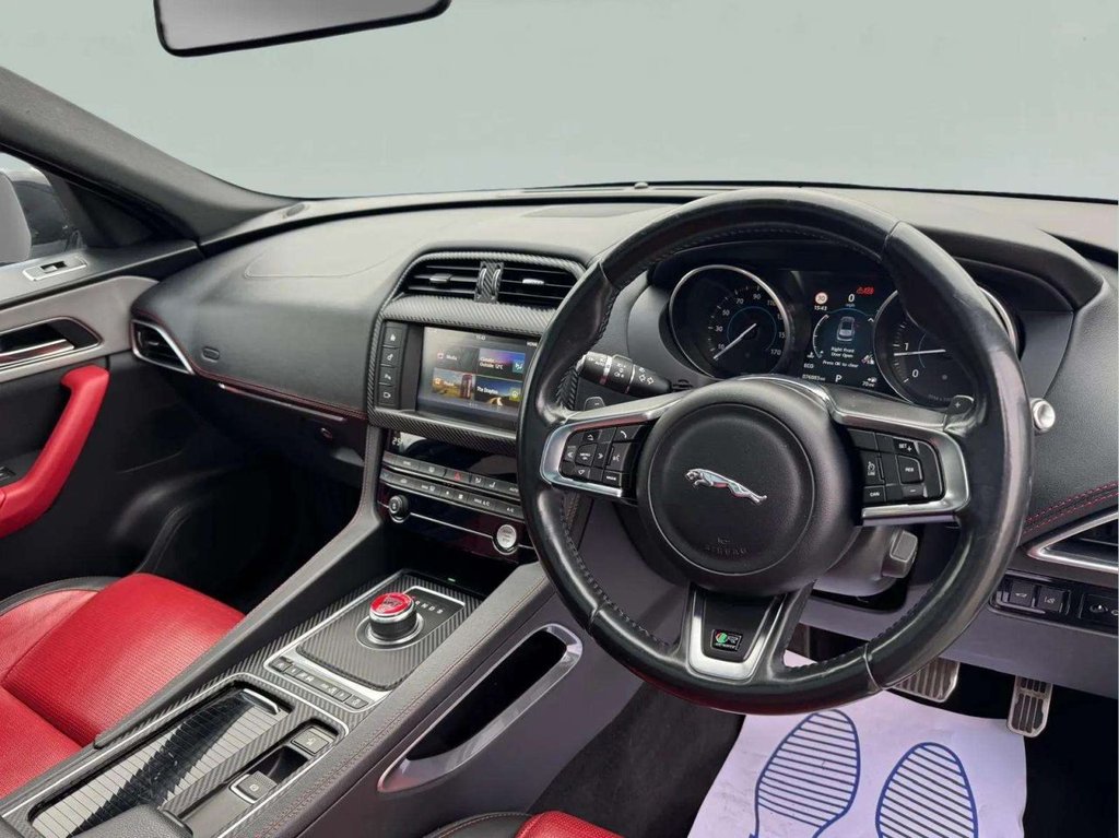 Used Jaguar F-Pace 2016 for sale - 76558740: Photo 40