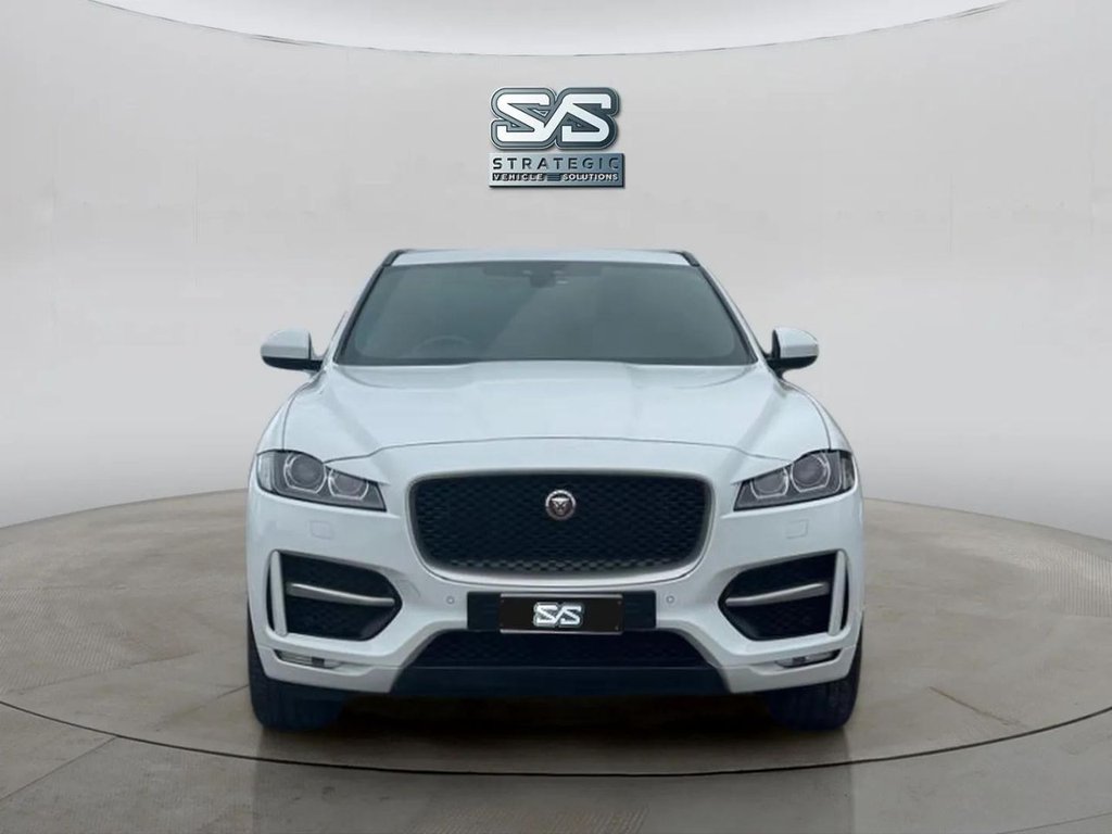 Used Jaguar F-Pace 2016 for sale - 76558740: Photo 9