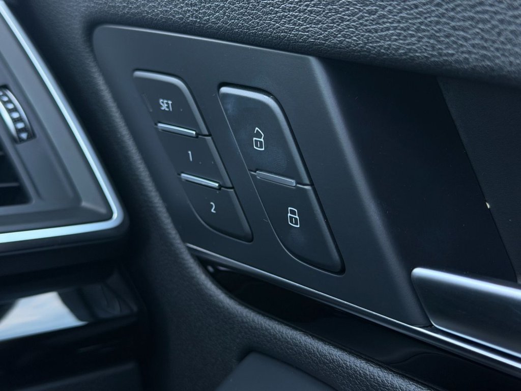 Used Audi Q5 2018 for sale - 77990971: Photo 44