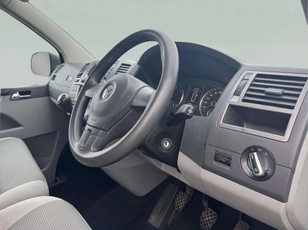 Used Volkswagen Transporter Shuttle 2014 for sale - 76685989: Photo 16