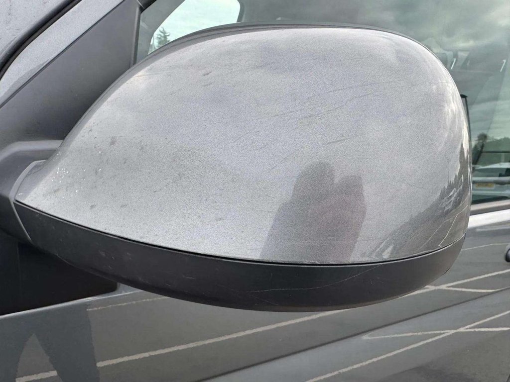 Used Volkswagen Transporter Shuttle 2014 for sale - 76685989: Photo 25