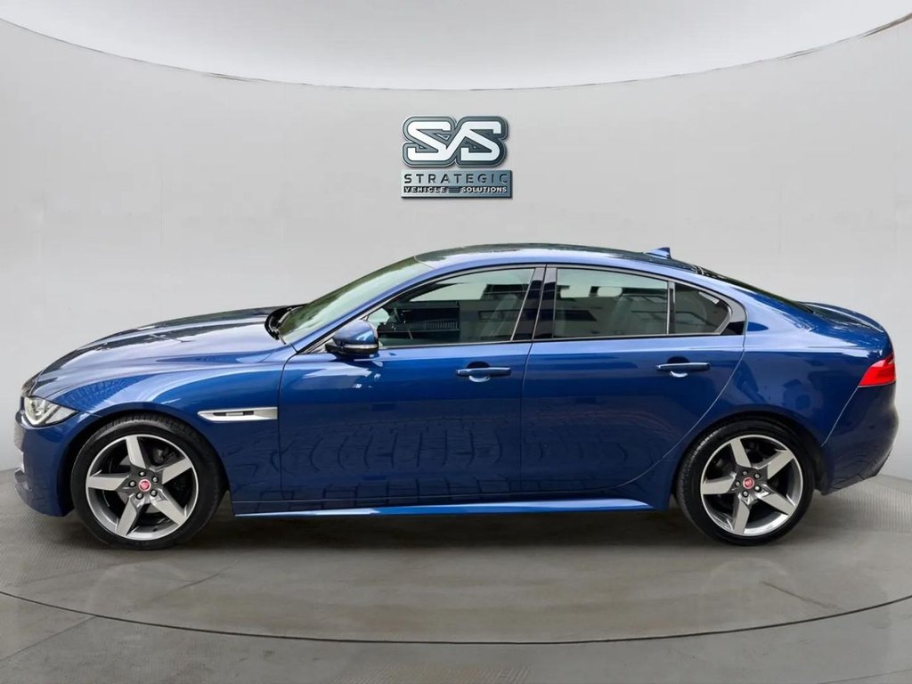 Used Jaguar XE 2017 for sale - 76717169: Photo 6