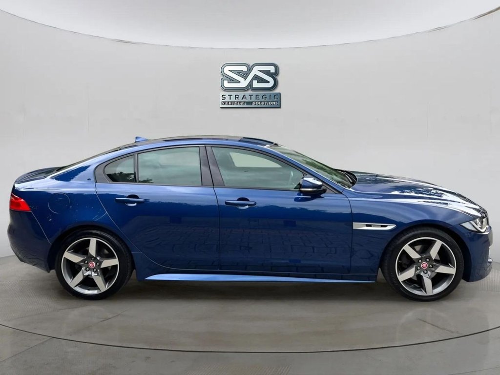 Used Jaguar XE 2017 for sale - 76717169: Photo 7