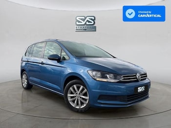 Used Volkswagen Touran 2019 for sale - 78850501: Photo
