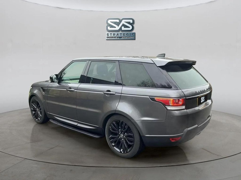 Used Land Rover Range Rover Sport 2018 for sale - 77263302: Photo 4