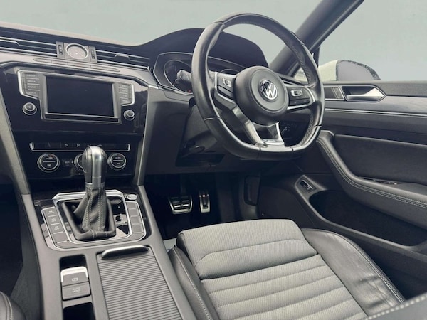Used Volkswagen Passat 2015 for sale - 76132256: Photo 16