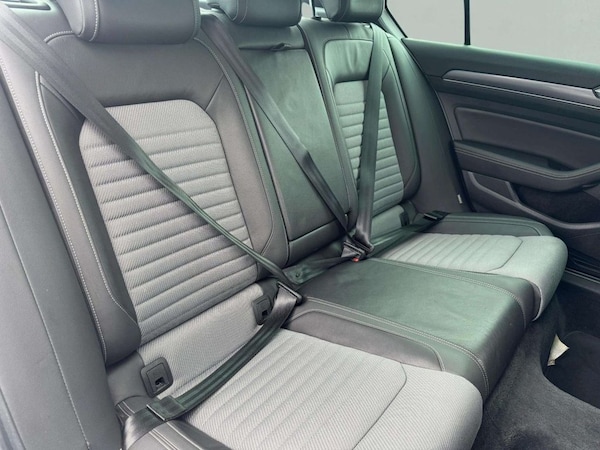 Used Volkswagen Passat 2015 for sale - 76132256: Photo 24