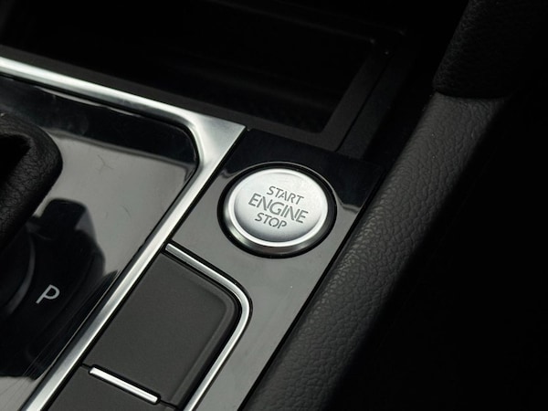 Used Volkswagen Passat 2015 for sale - 76132256: Photo 40