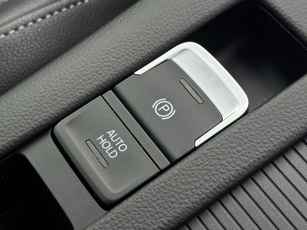 Used Volkswagen Passat 2015 for sale - 76132256: Photo 42