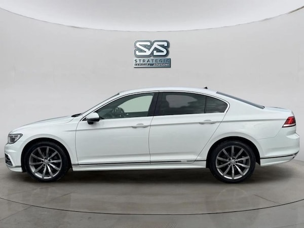 Used Volkswagen Passat 2015 for sale - 76132256: Photo 9