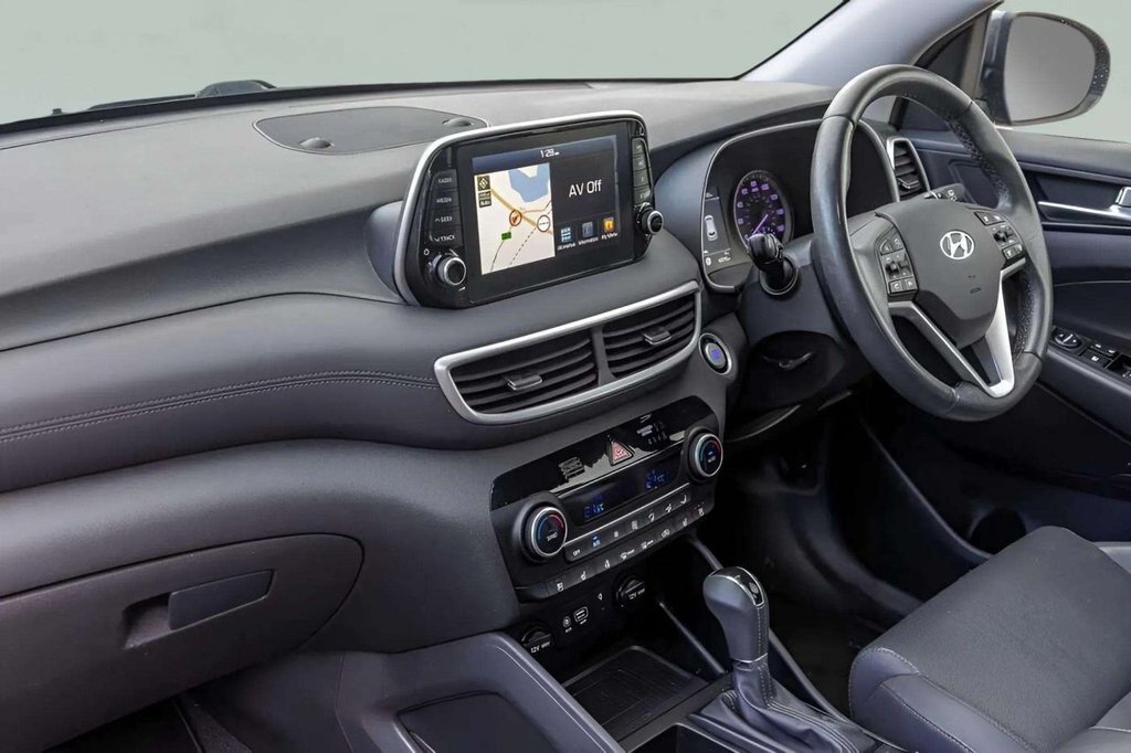 Used Hyundai TUCSON 2018 for sale - 77667347: Photo 2