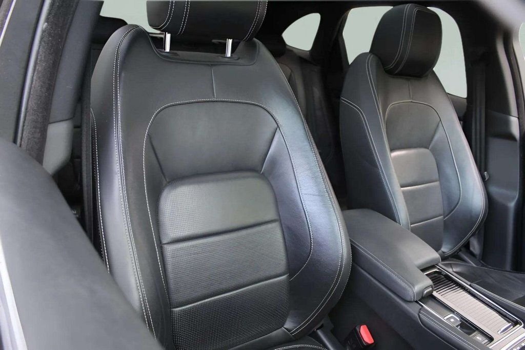 Used Jaguar F-Pace 2016 for sale - 77263934: Photo 7