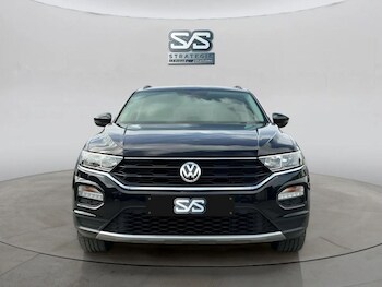 Used Volkswagen T-Roc 2020 for sale - 78372707: Photo