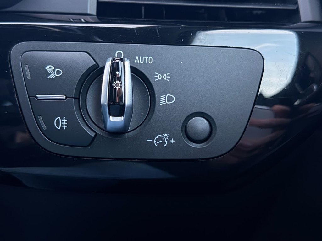 Used Audi A4 Avant 2017 for sale - 77080441: Photo 40