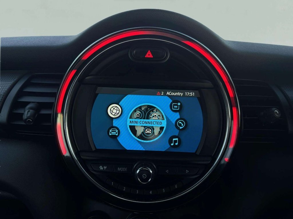 Used MINI Hatch 2019 for sale - 77952701: Photo 32