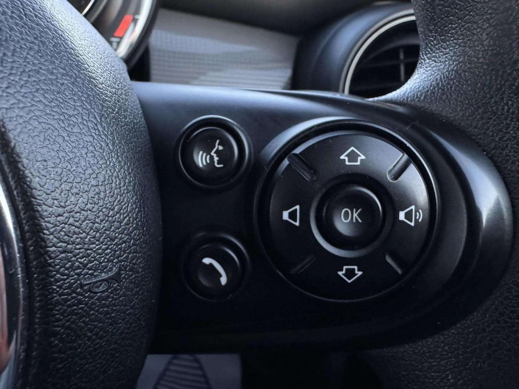 Used MINI Hatch 2019 for sale - 77952701: Photo 38