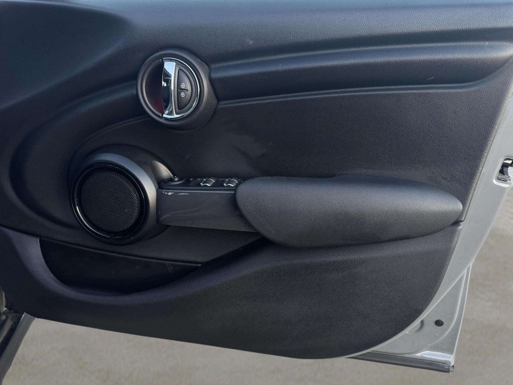 Used MINI Hatch 2019 for sale - 77952701: Photo 42