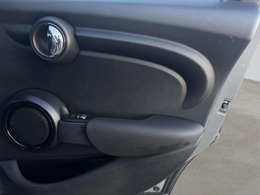 Used MINI Hatch 2019 for sale - 77952701: Photo 43