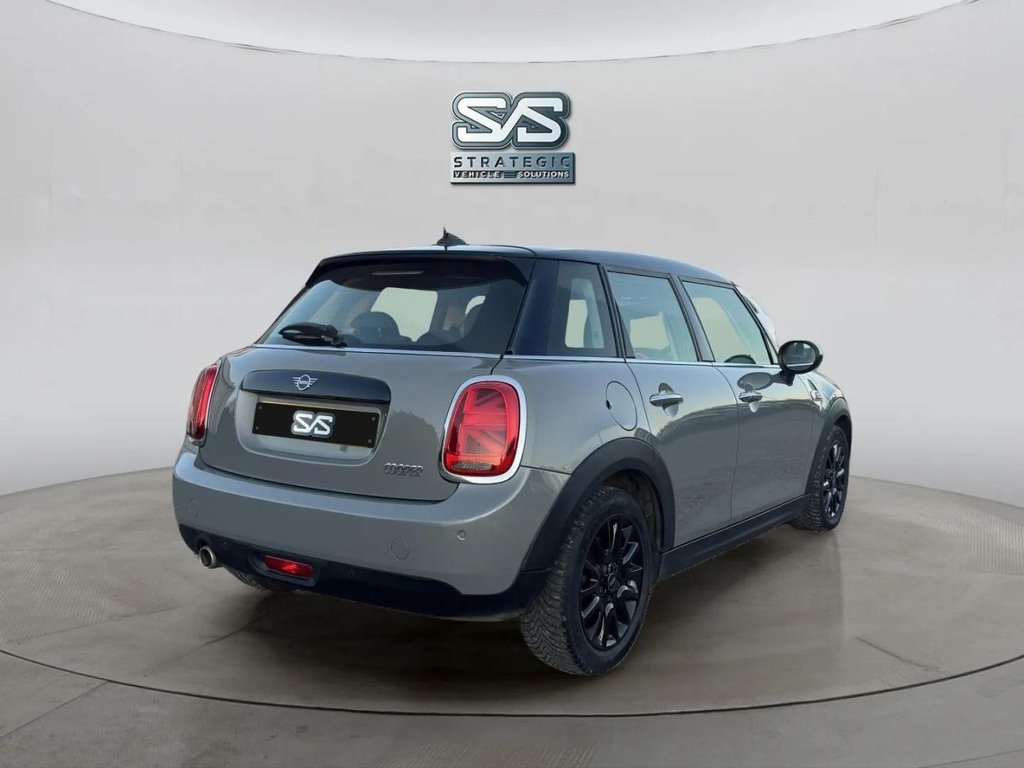 Used MINI Hatch 2019 for sale - 77952701: Photo 5