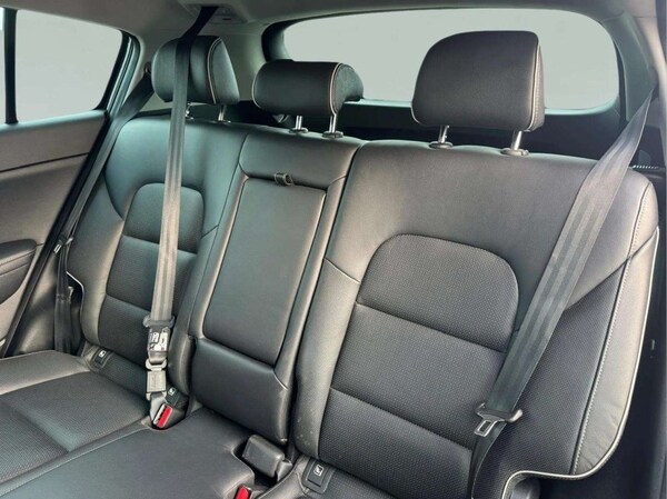 Used Kia Sportage 2016 for sale - 76010398: Photo 16