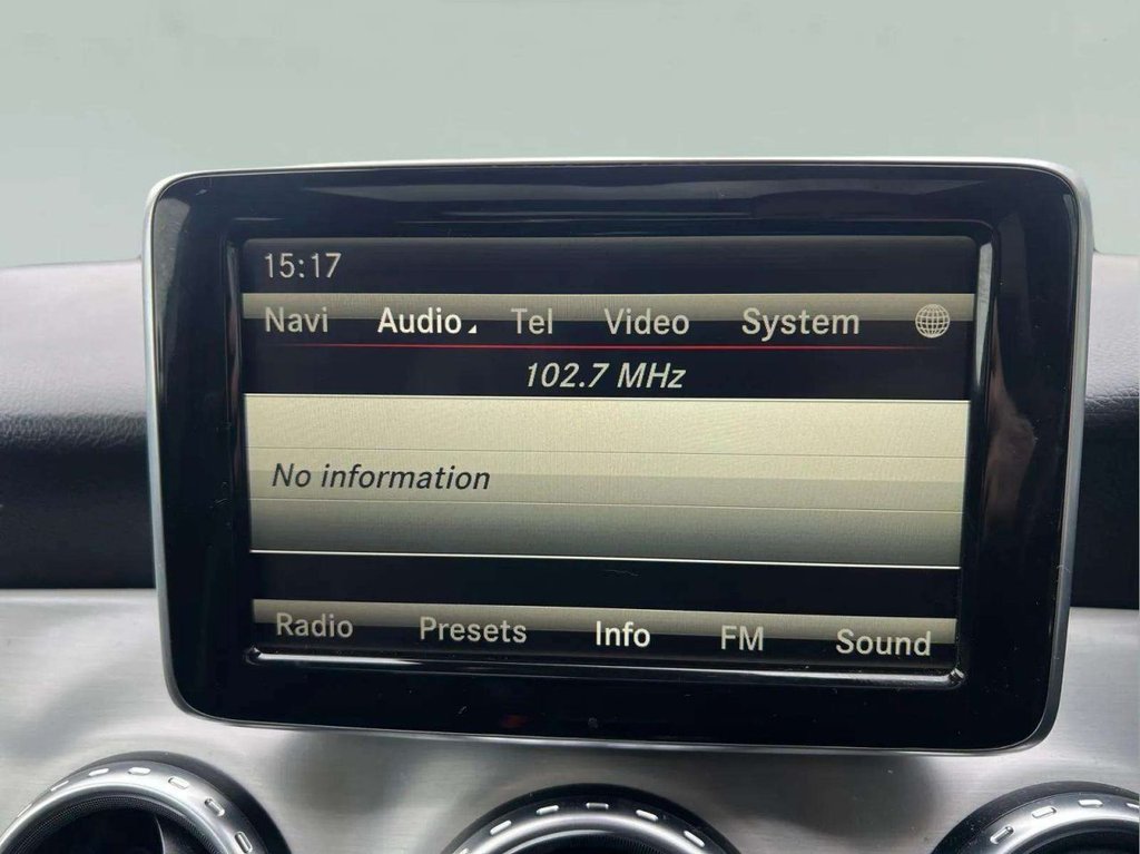 Used Mercedes-Benz GLA 2015 for sale - 77703800: Photo 15