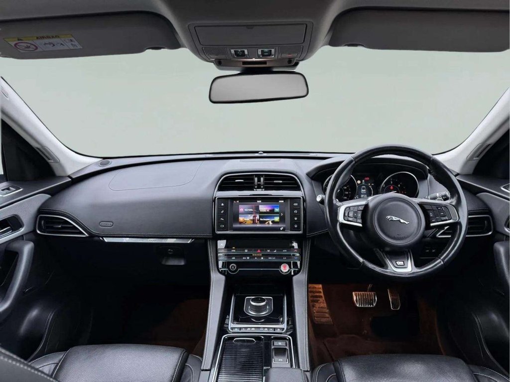 Used Jaguar F-Pace 2017 for sale - 77534144: Photo 36