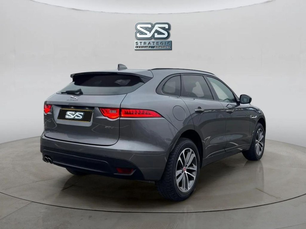 Used Jaguar F-Pace 2017 for sale - 77534144: Photo 4