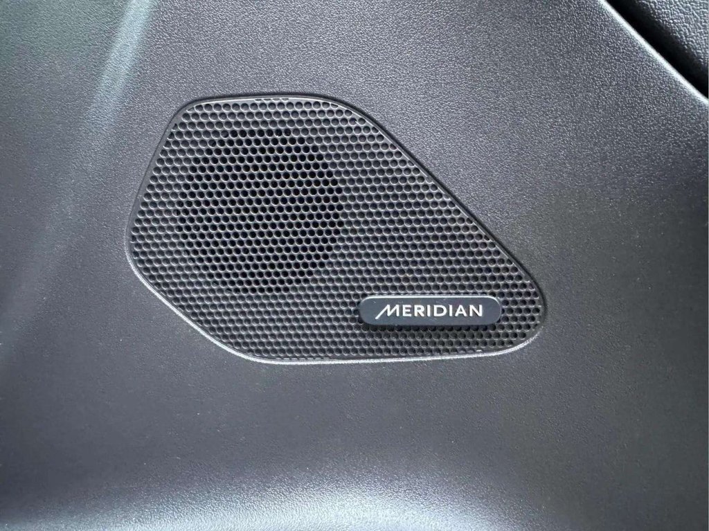 Used Jaguar F-Pace 2017 for sale - 77534144: Photo 42