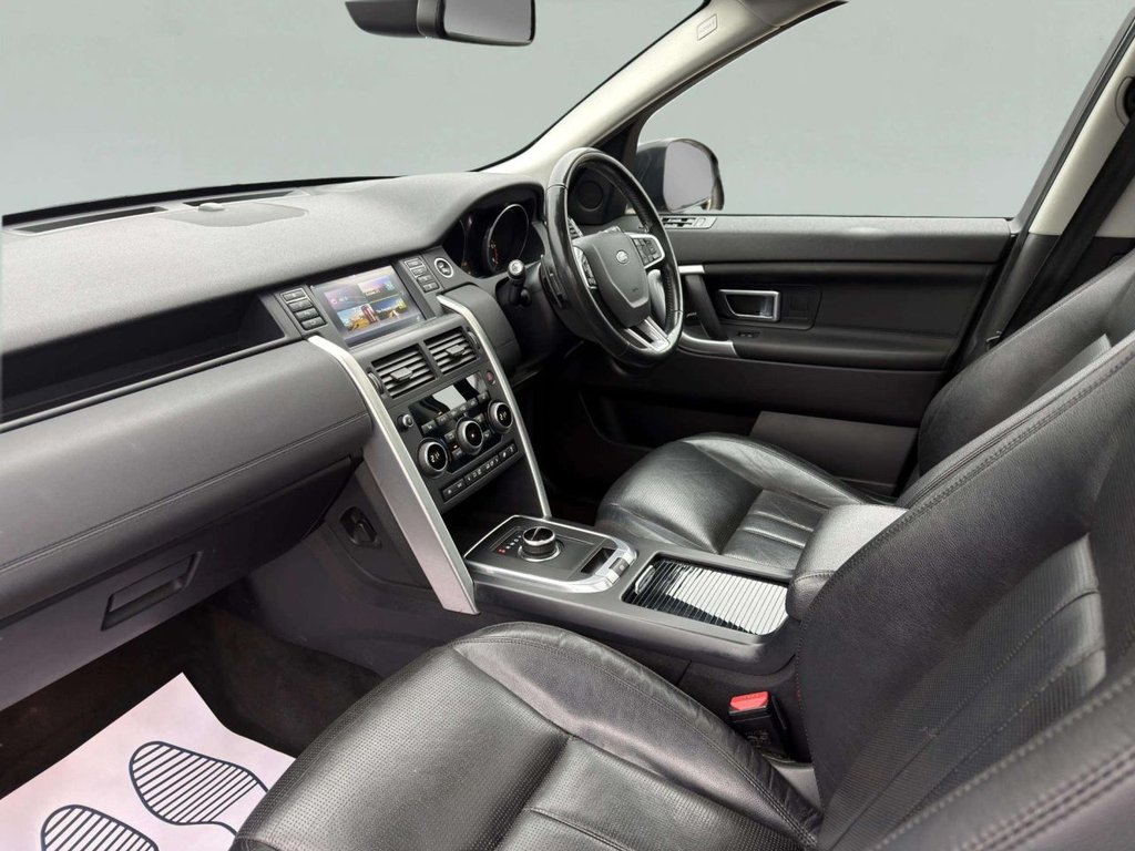Used Land Rover Discovery Sport 2017 for sale - 77719627: Photo 30