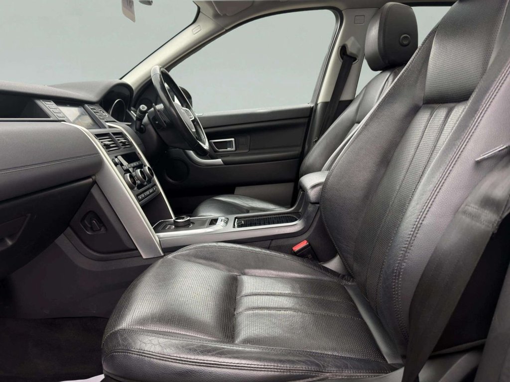 Used Land Rover Discovery Sport 2017 for sale - 77719627: Photo 31